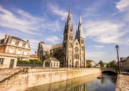 Chicago (CHI) - Paris (PAR)