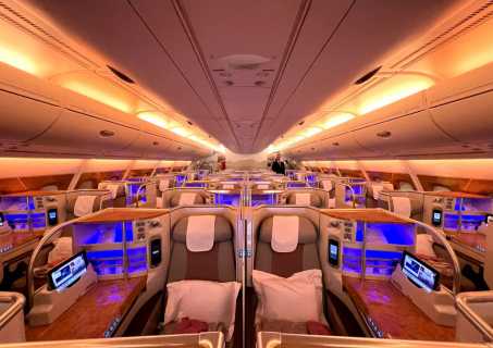 Business class flights to Emirates